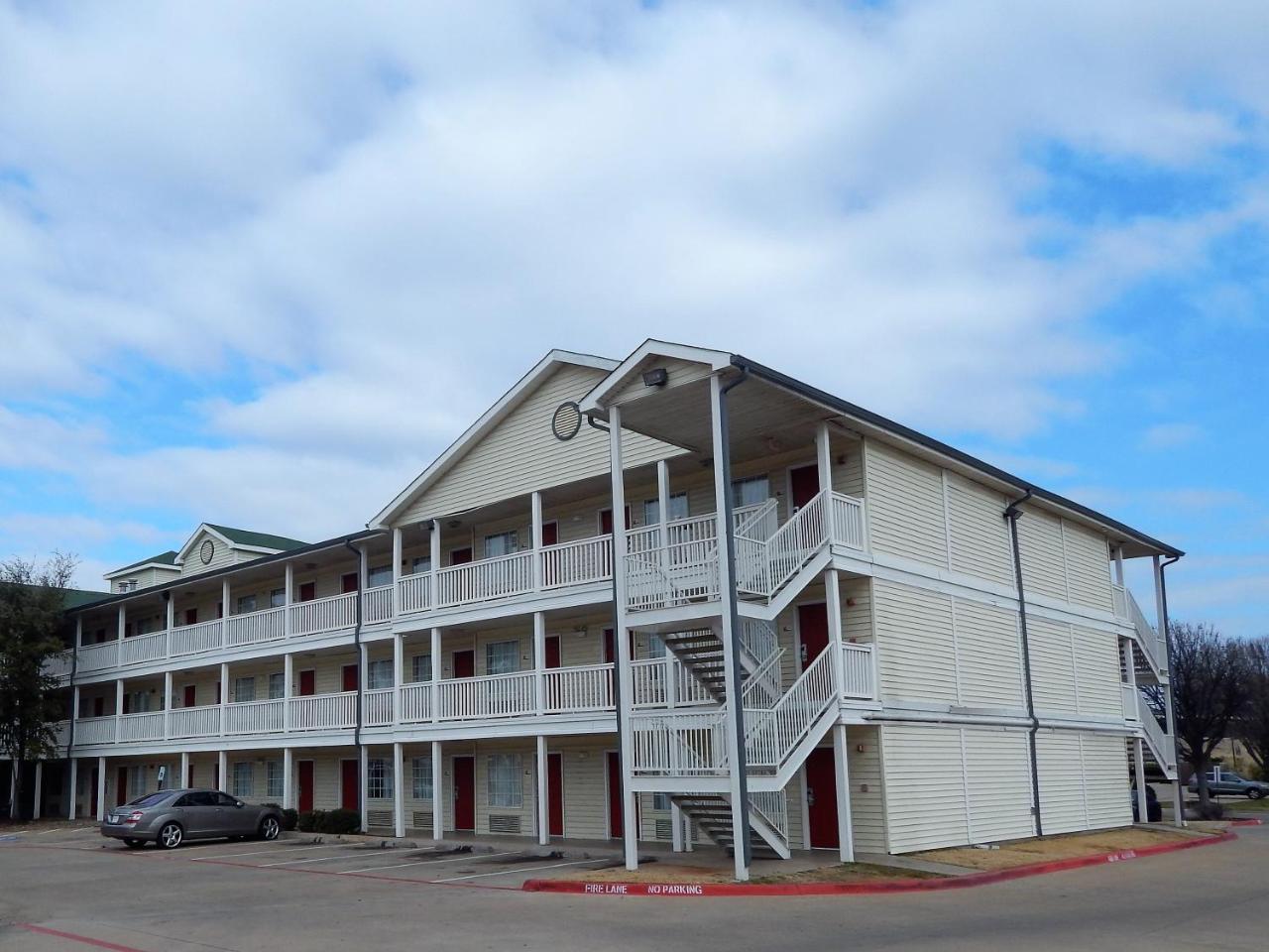 Intown Suites Extended Stay Lewisville Tx - East Corporate Drive Exterior photo